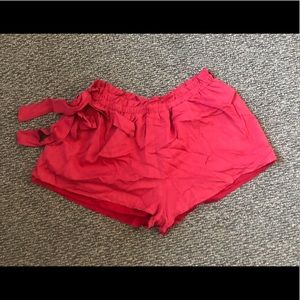 HOTPINK SHORTS WITH BELT